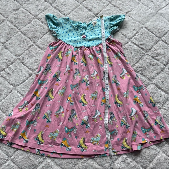 Wildflowers | Teal and Pink Rollerskates & Stars Dress | Size 8 - Picture 7 of 7